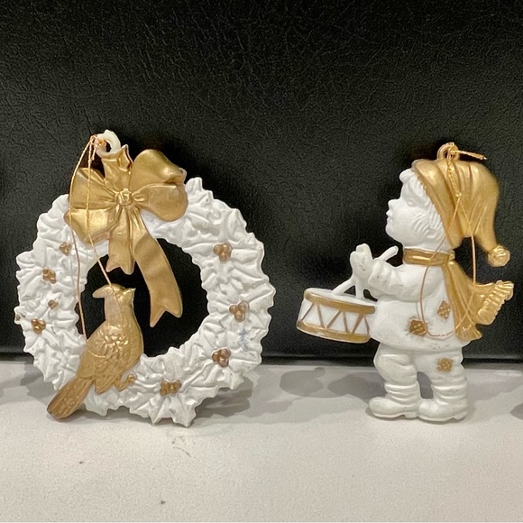 Vintage Acrylic Ornaments - Picture 2 of 3